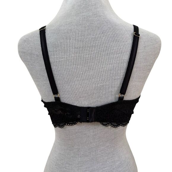 Victoria’s Secret Plunge 36D Elegant Black Lace Bra - Picture 2 of 3